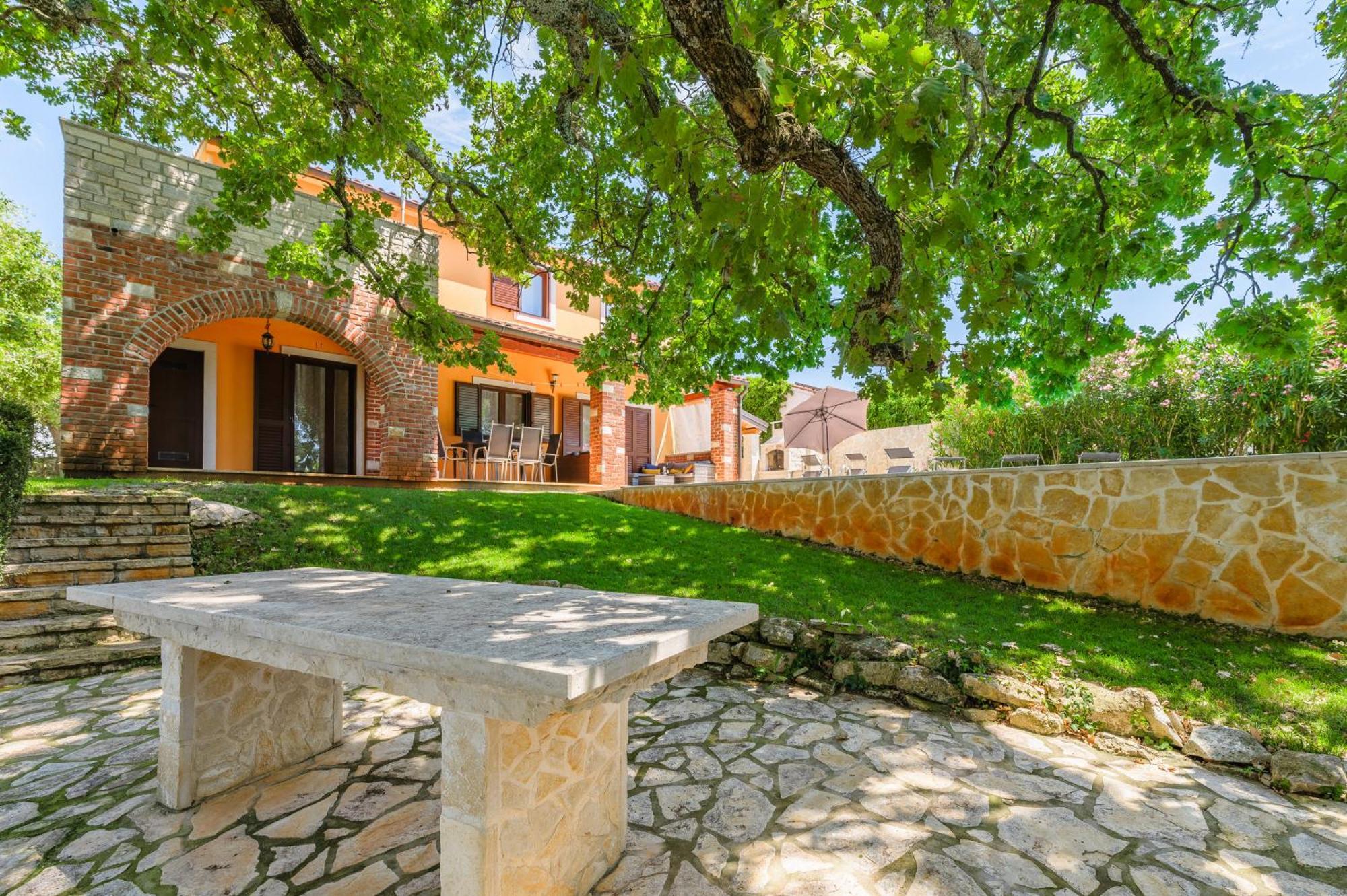 Villa Hrast Bacva Visnjan Luaran gambar