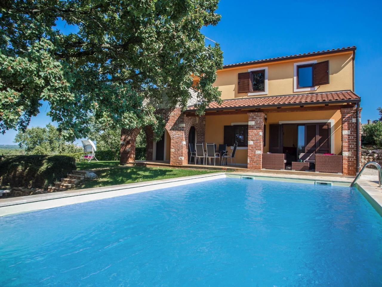Villa Hrast Bacva Visnjan Luaran gambar