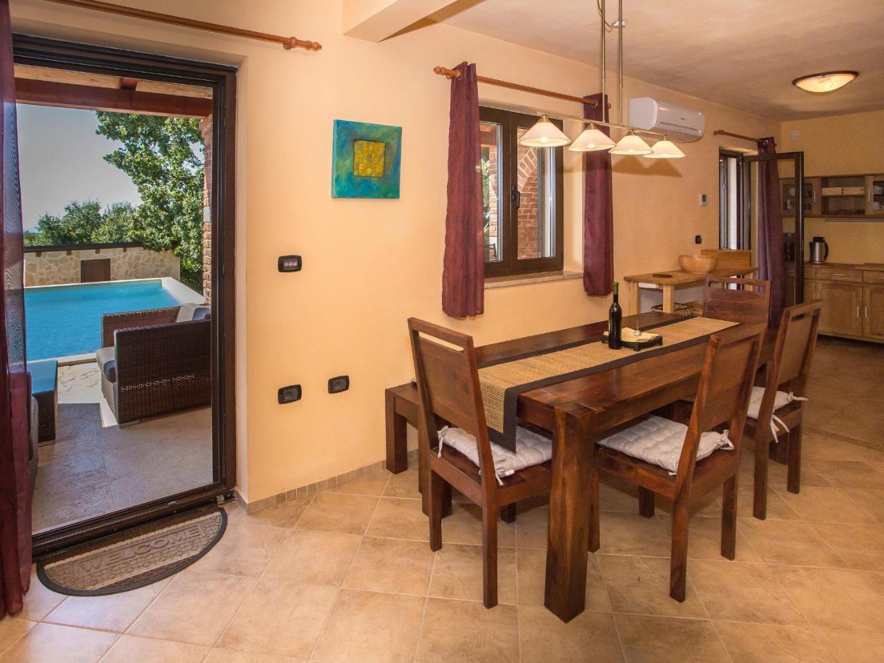 Villa Hrast Bacva Visnjan Luaran gambar