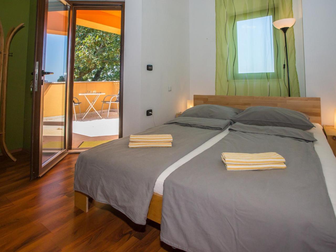 Villa Hrast Bacva Visnjan Luaran gambar